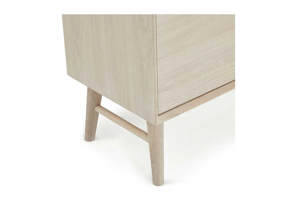 Highboard Kommode mit Holzgriffen und drei offenen Fächern