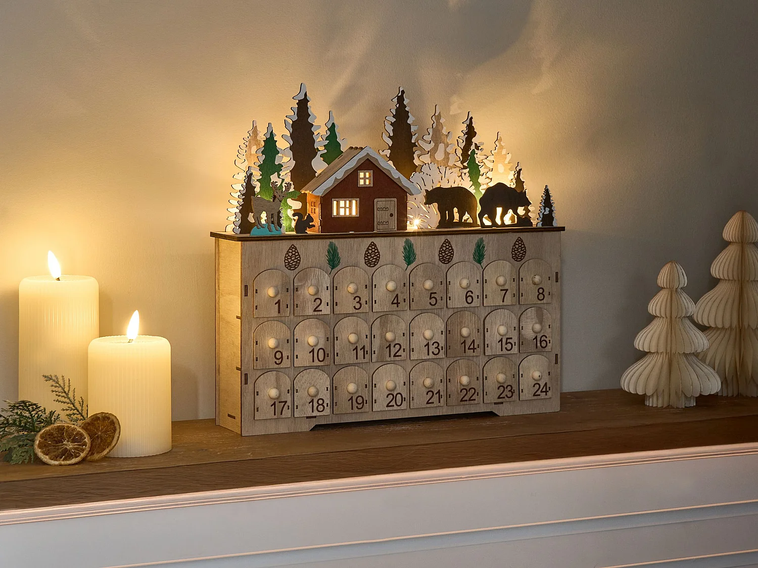 Décoration de Noël LED HELIN Calendrier de l'Avent 33 cm Marron clair