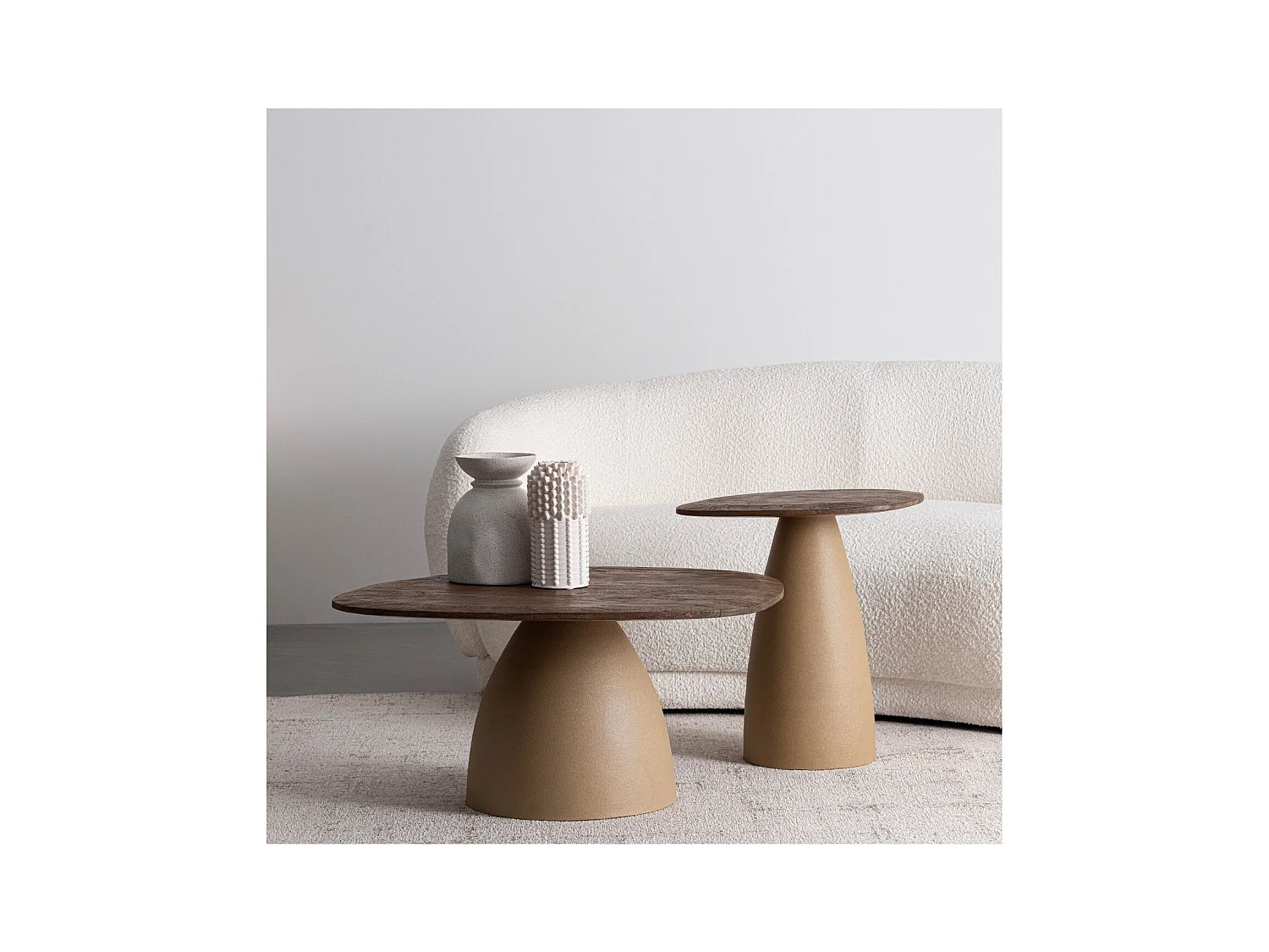 Table basse organique en manguier et métal crème L86 - SHIVA