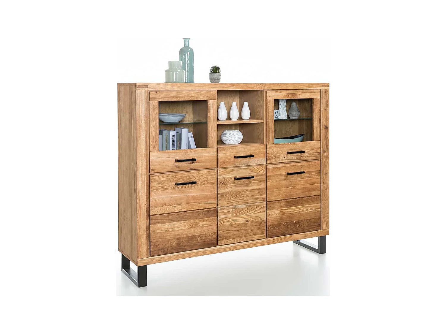 Esszimmerschrank aus Wildeiche teilmassiv 140 cm hoch