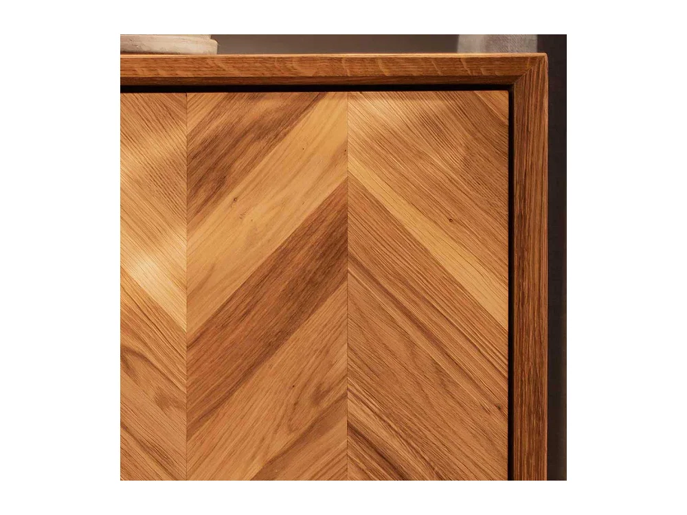 Wohnzimmer Highboard aus Wildeiche Massivholz Skandi Design