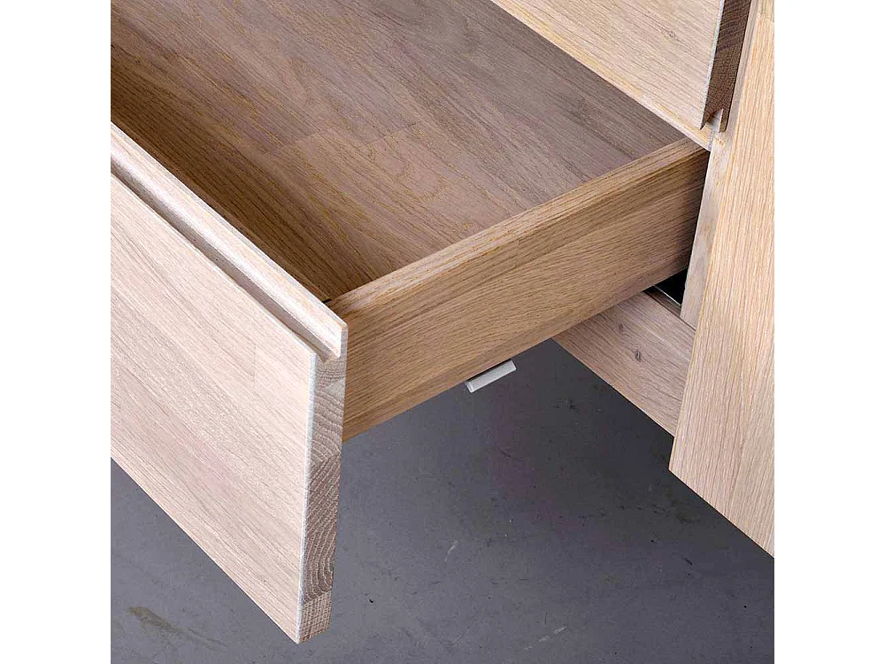 Highboard aus Eiche White Wash massiv Glas