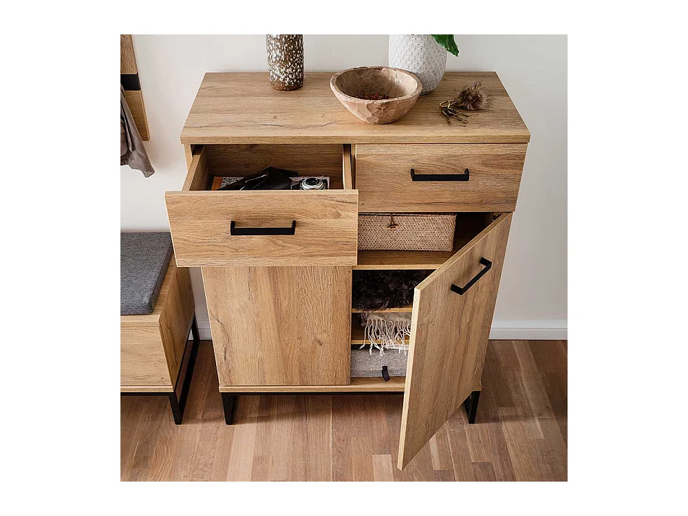 Garderobenkommode in Wildeichefarben und Schwarz Bügelgestell