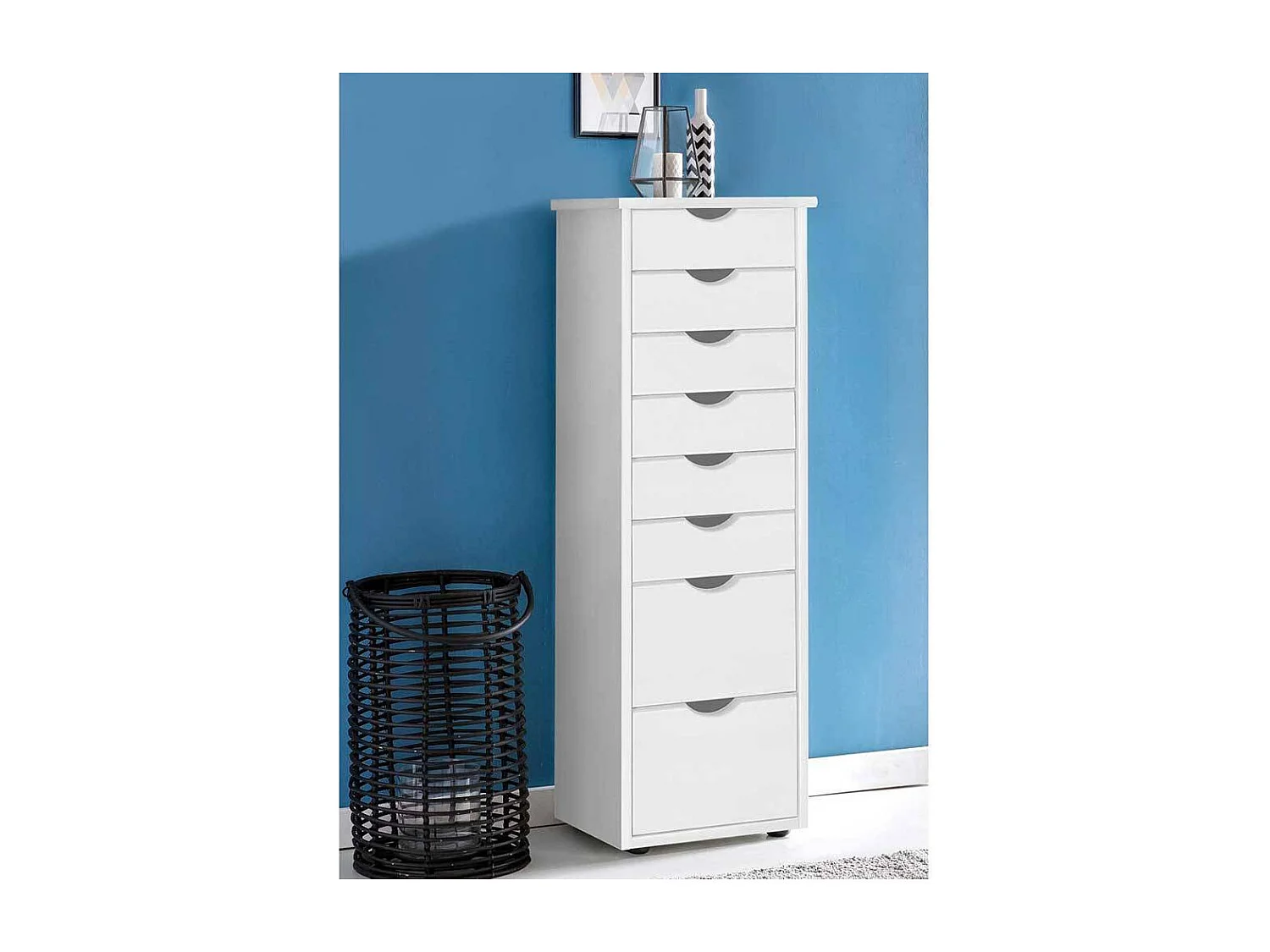 Weiße Hochkommode aus Kiefer Massivholz acht Schubladen