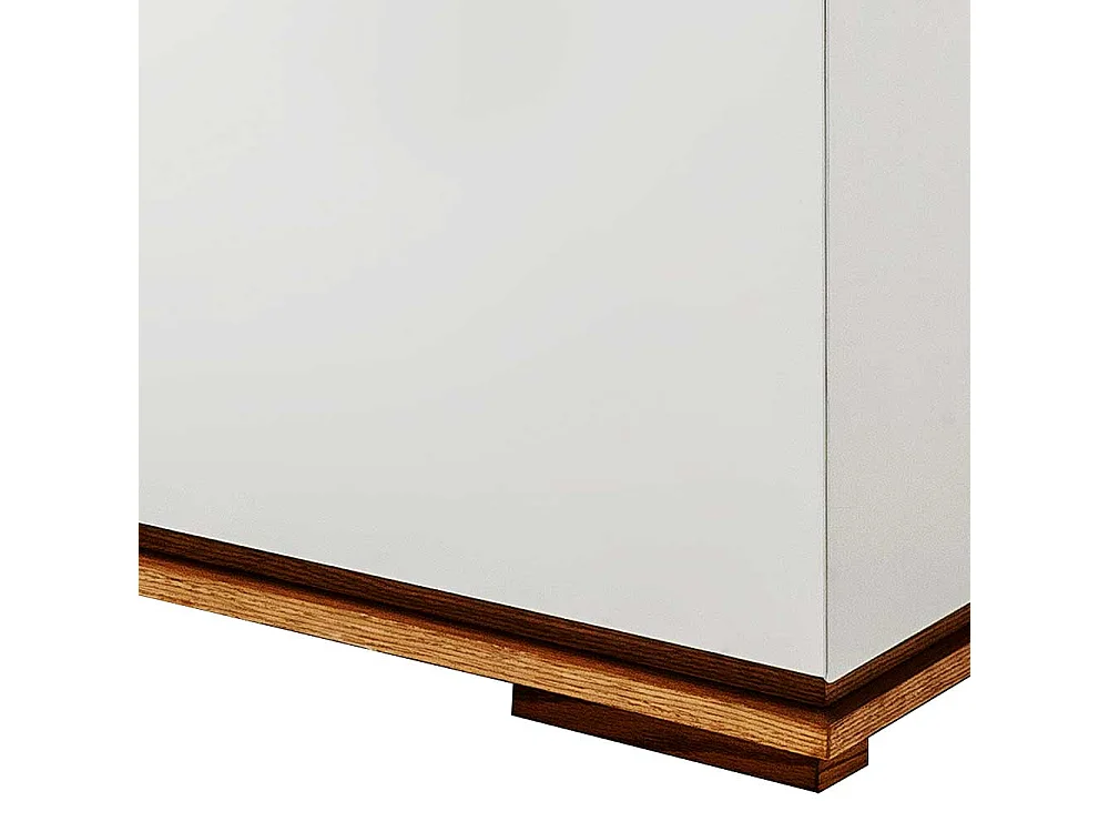 Griffloses Highboard in Weiß Asteiche Massivholz