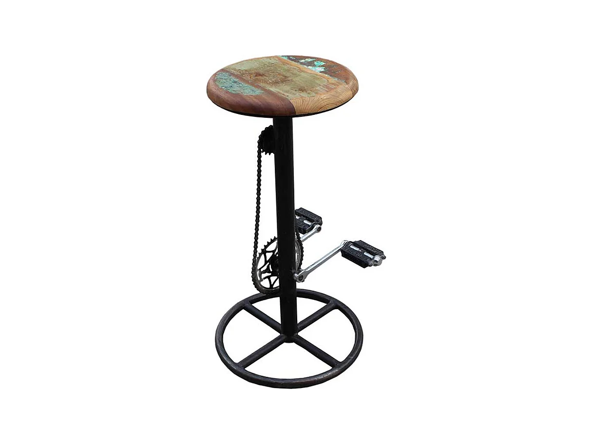 Hocker mit Fahrradkette Industriedesign