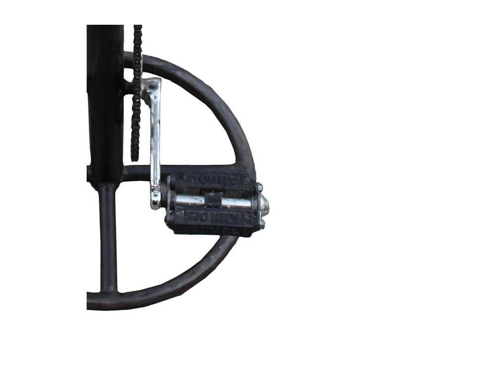 Hocker mit Fahrradkette Industriedesign