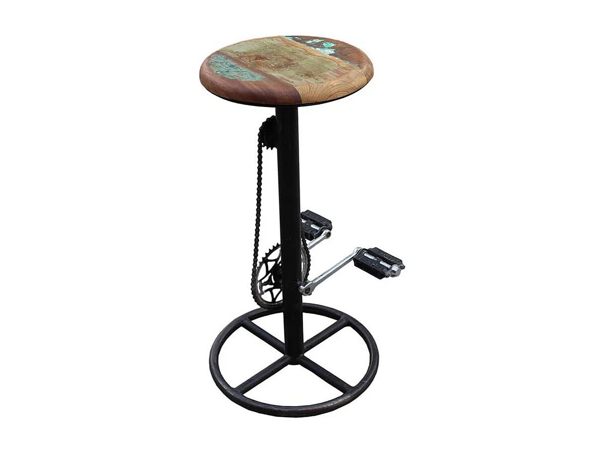 Hocker mit Fahrradkette Industriedesign
