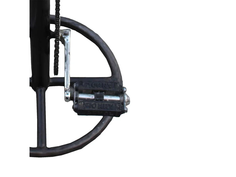 Hocker mit Fahrradkette Industriedesign