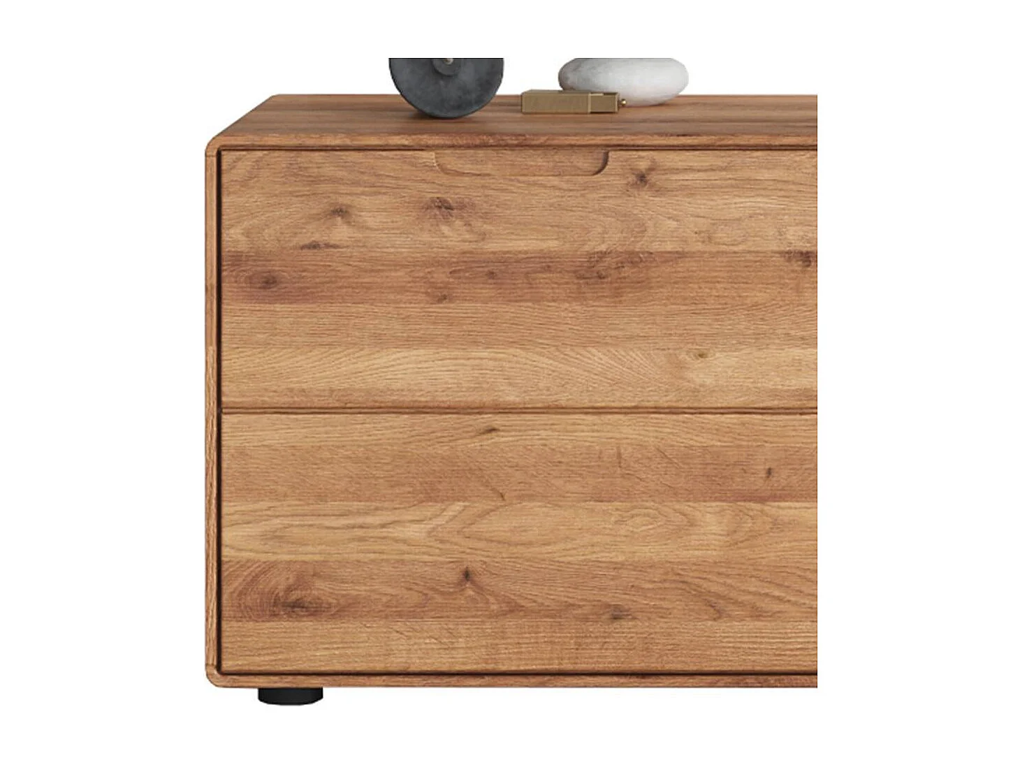 TV Board Fernsehschrank aus Massivholz in Wildeichefarben