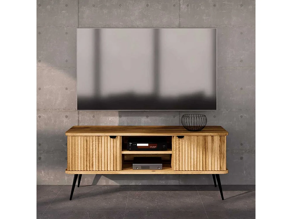 Fernsehboard Wildeiche modern mit Massivholztüren 144 cm breit