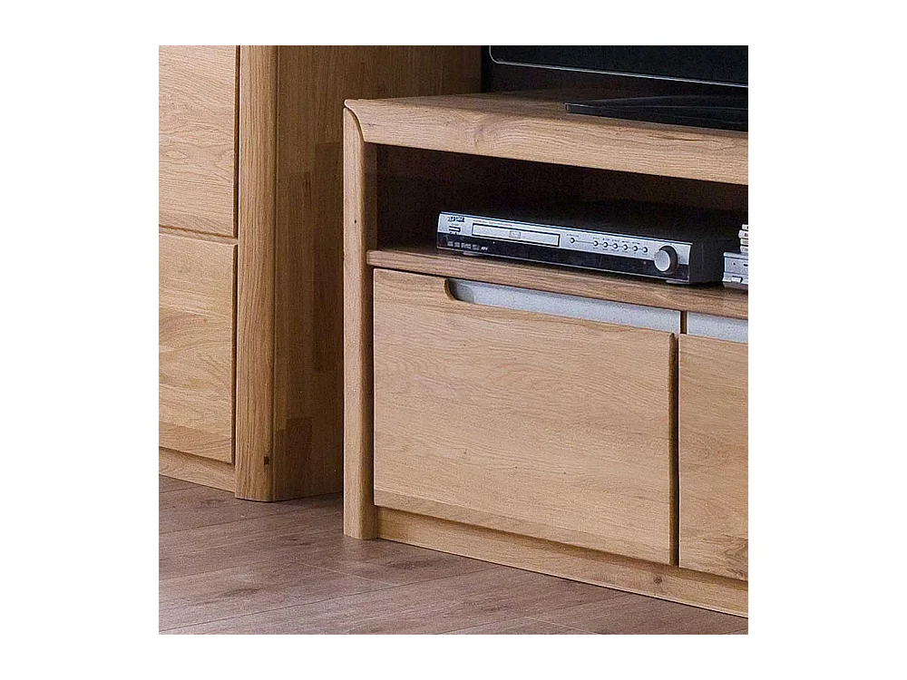 TV Unterschrank aus Wildeiche Bianco massiv geölt