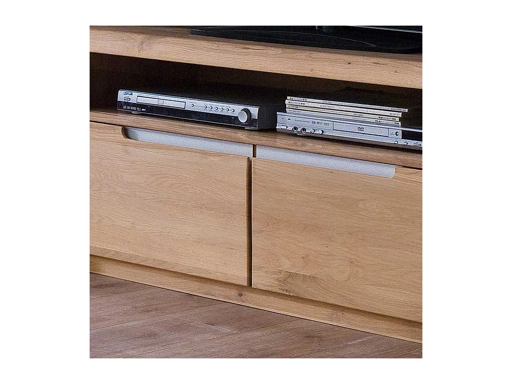 TV Unterschrank aus Wildeiche Bianco massiv geölt