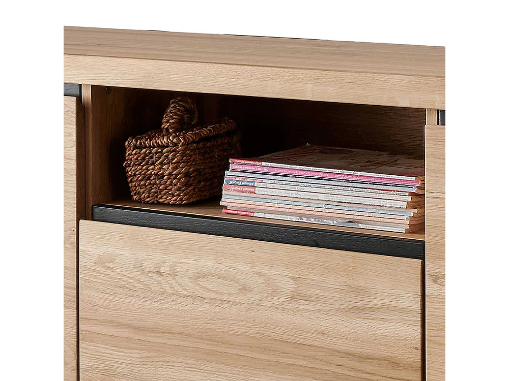 TV Board aus Wildeiche Massivholz 170 cm breit