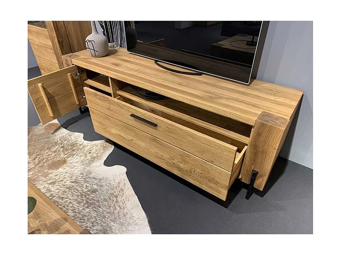 TV Board in Wildeichefarben 160 cm breit