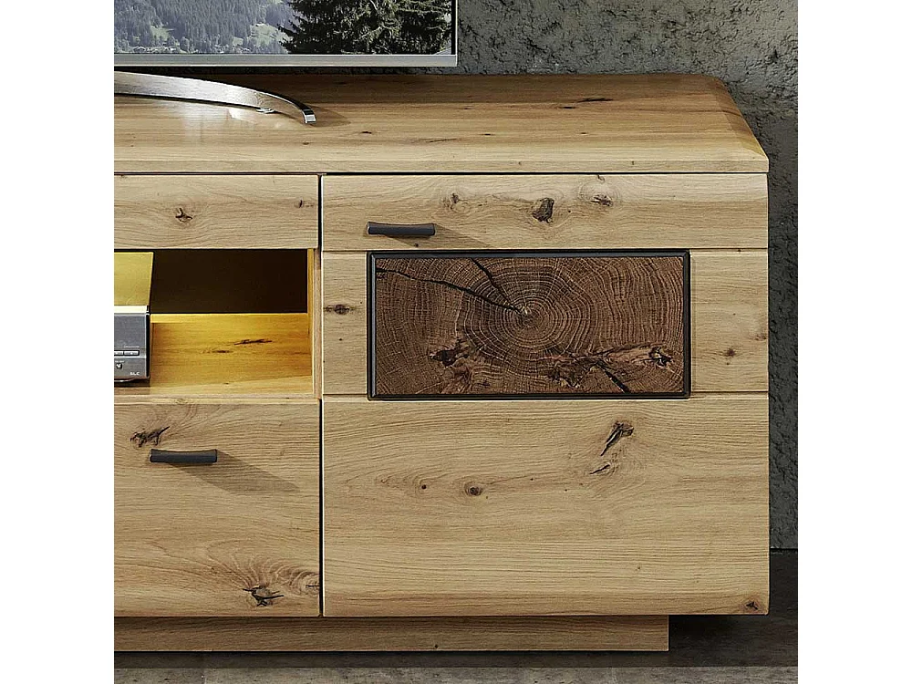 Fernsehboard in Wildeiche Hirnholz Optik 190 cm breit