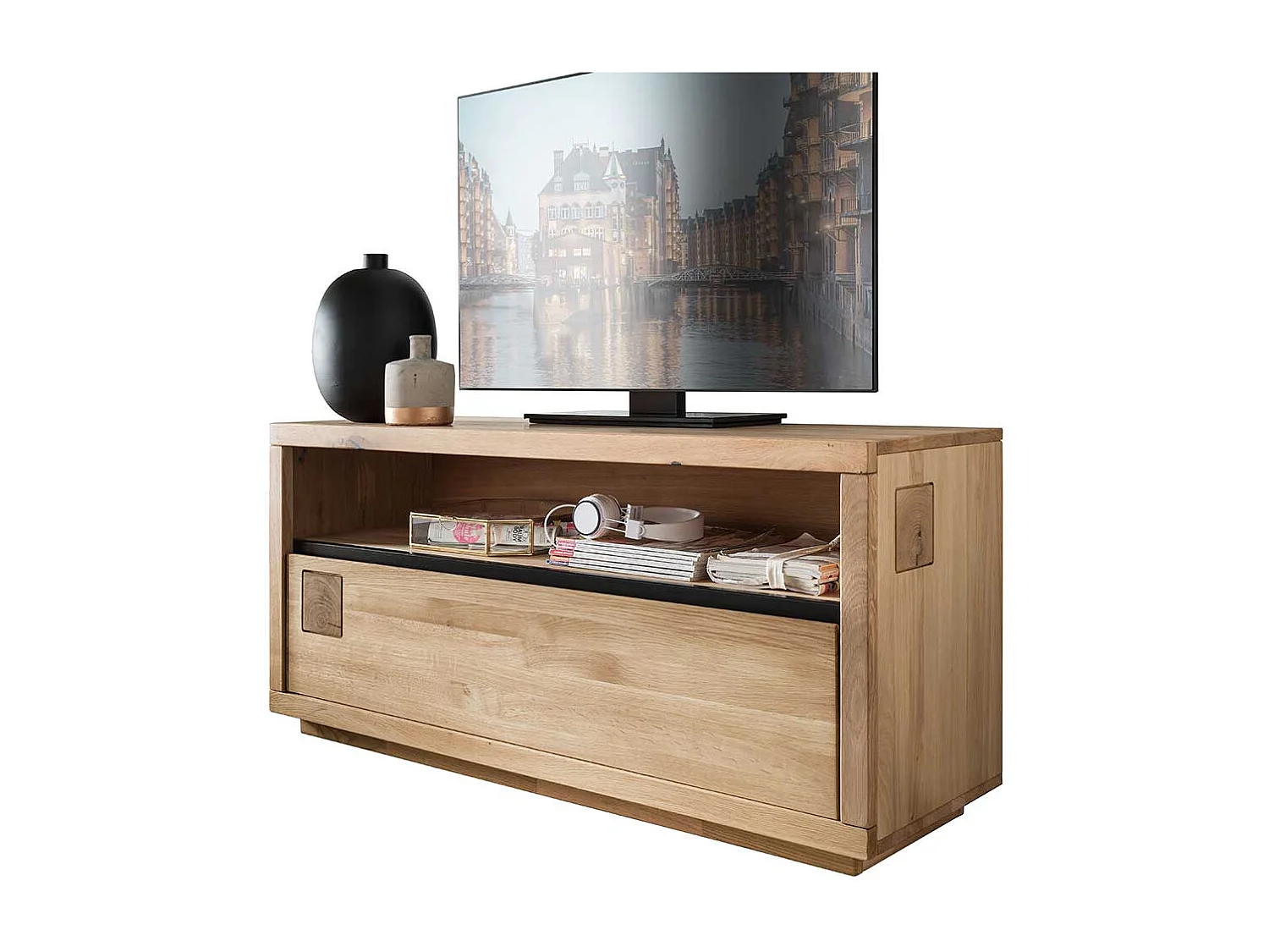 Modernes TV Lowboard aus Wildeiche Massivholz geölt