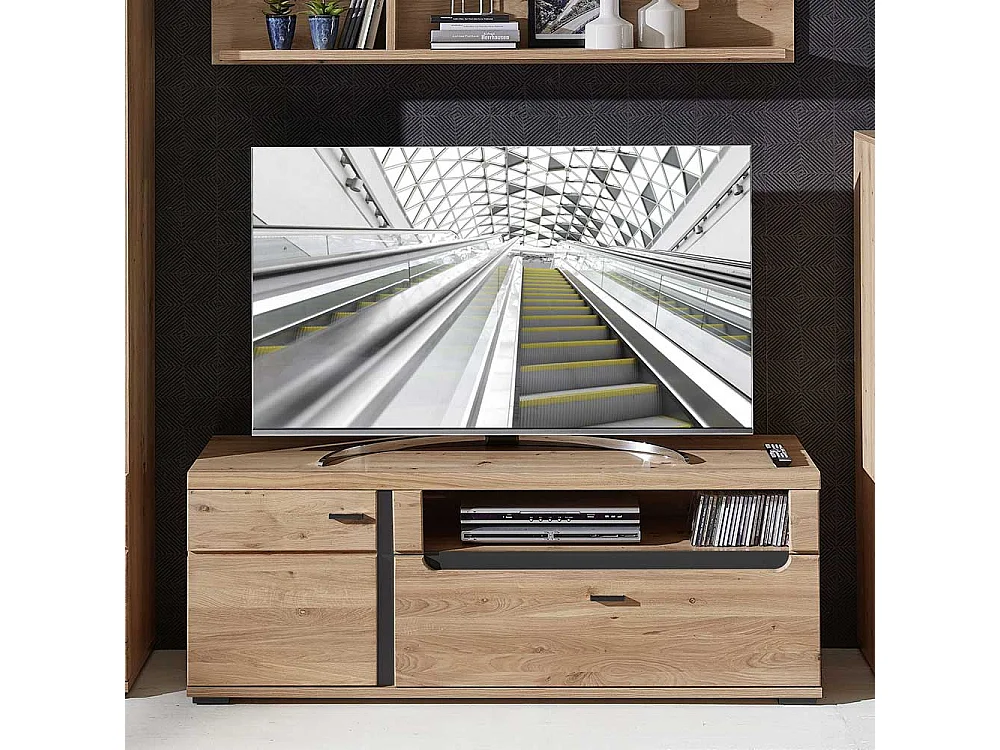TV Lowboard in Wildeichefarben Eschefarben