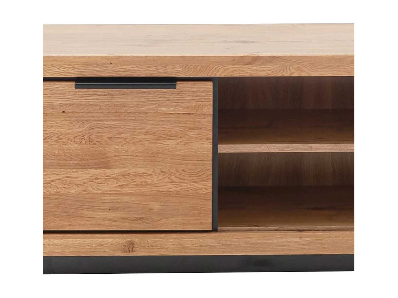 TV Board in Wildeichefarben MDF und Massivholz