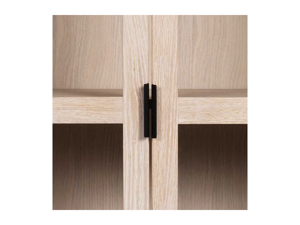 Esszimmer Vitrine aus Eiche White Wash massiv 195 cm hoch