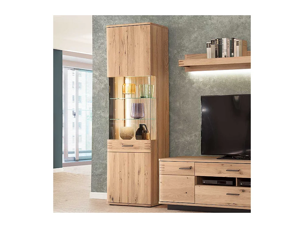 Vitrine in Balkeneiche Bianco furniert 60 cm breit