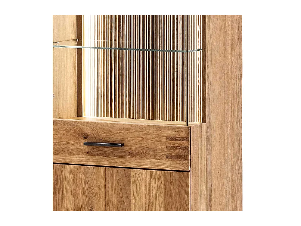 Vitrine in Balkeneiche Bianco furniert 60 cm breit