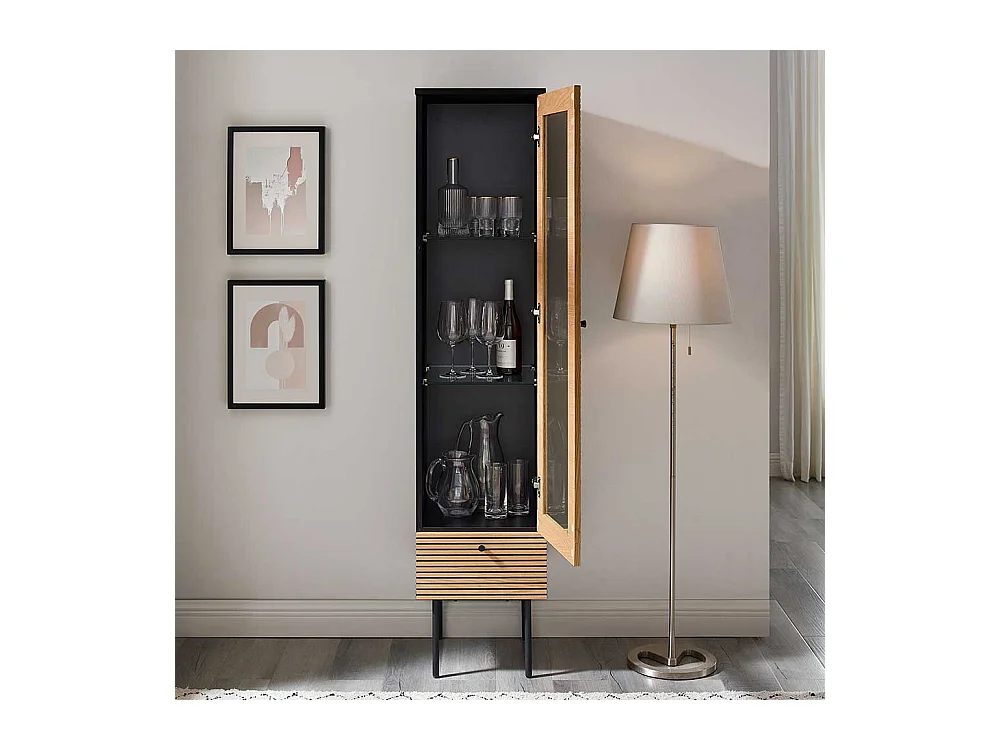 Schrank Vitrine schmal im Skandi Design einer Schublade