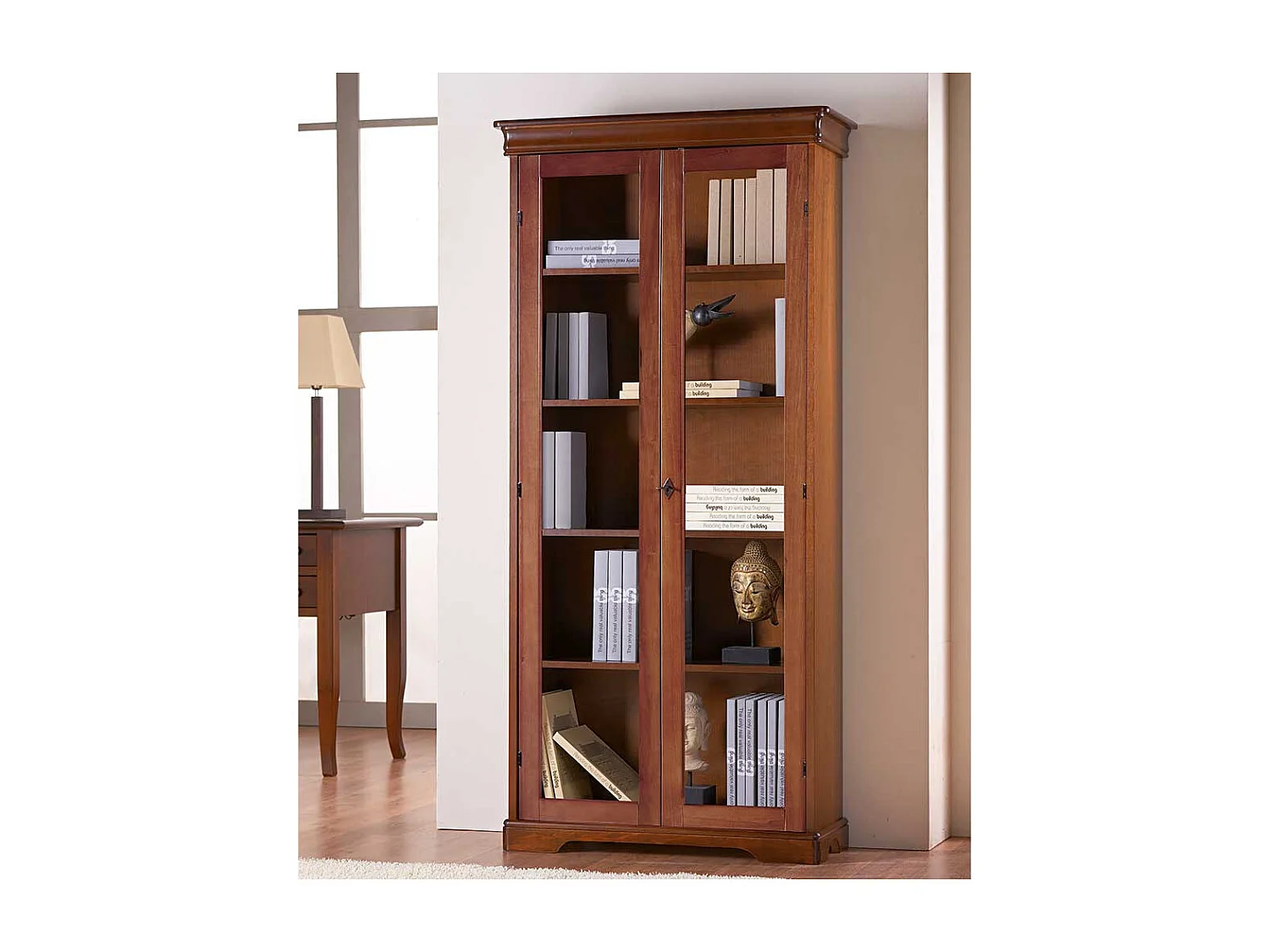 Vitrine Nussbaumfarben im klassischen Stil 179 cm hoch