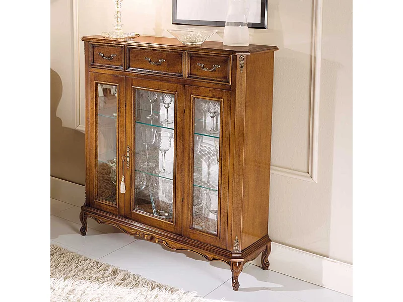 Vitrine im italienischen Design Nussbaumfarben