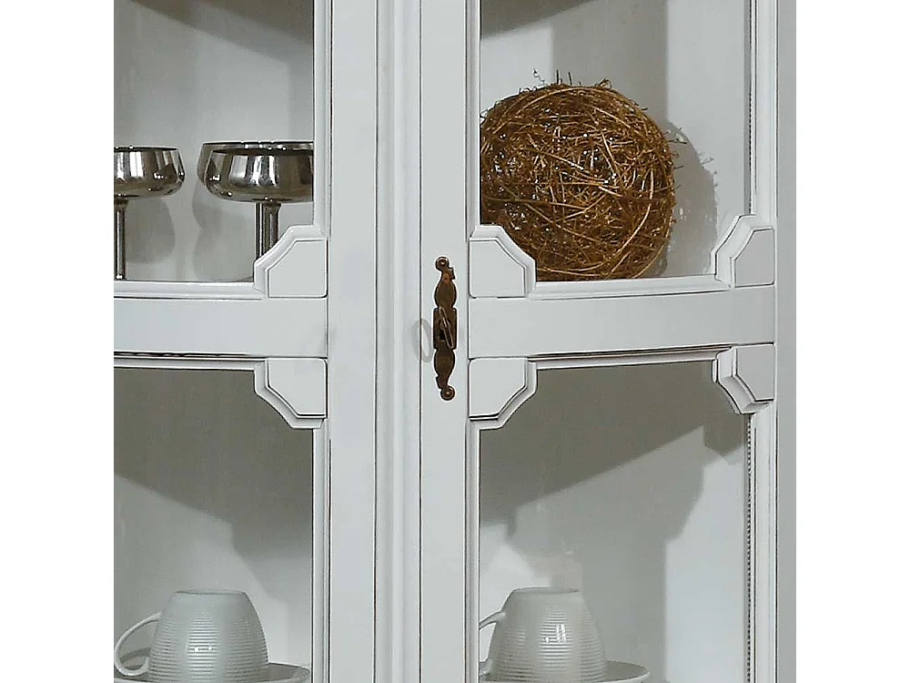 Hohe Vitrine für die Ecke in Weiß Vintage Look