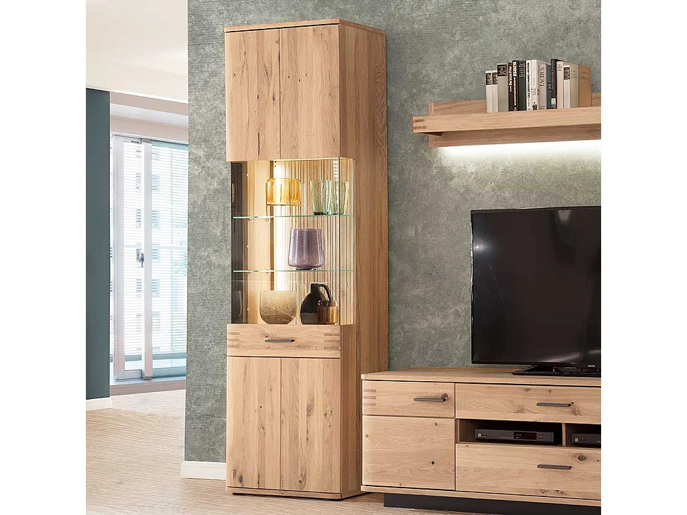 Vitrine in Balkeneiche Bianco furniert 60 cm breit