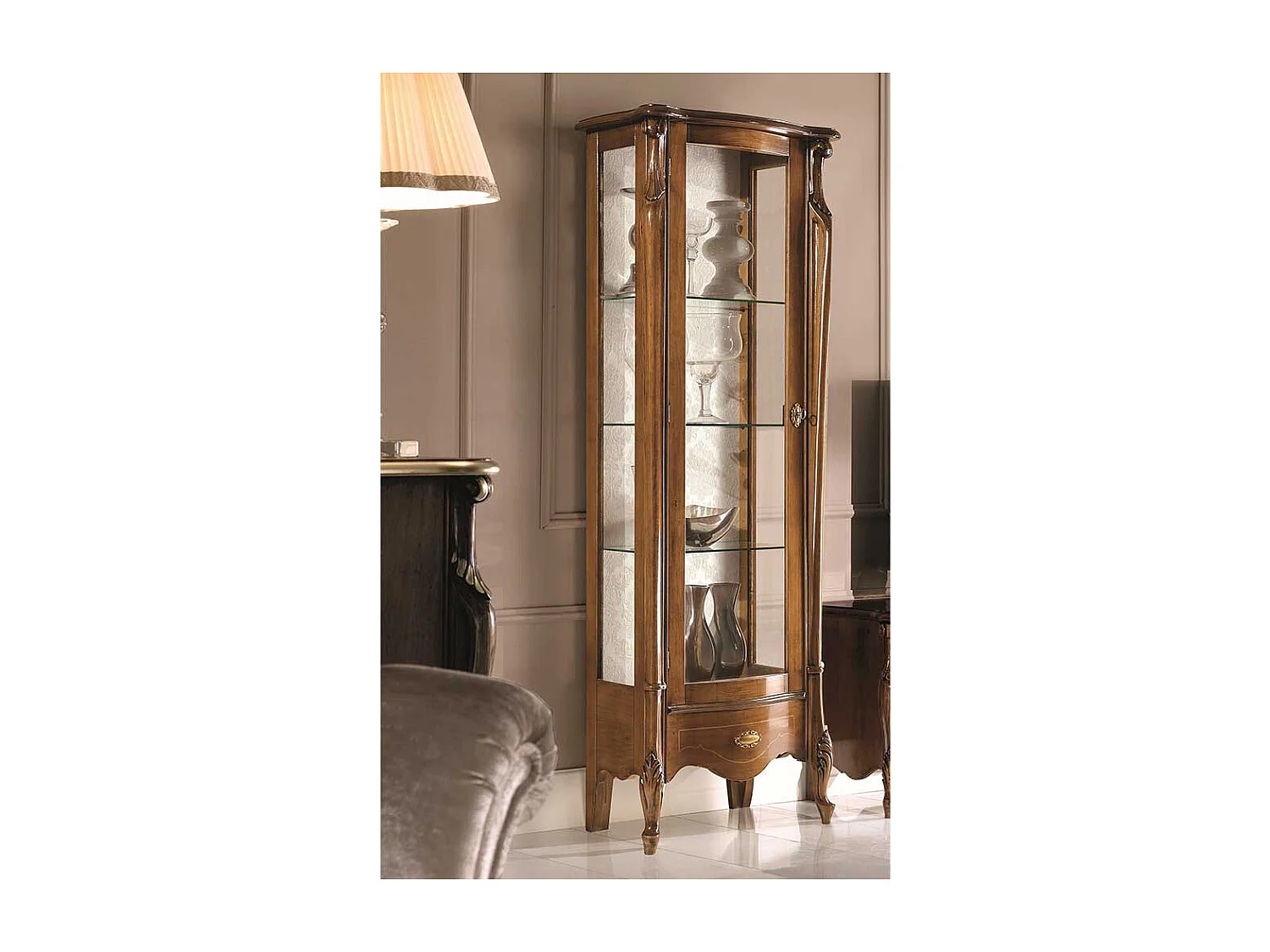 Vitrine Barock in italienischem Design Nussbaumfarben