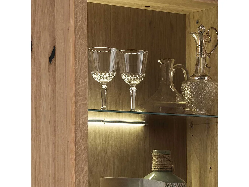 Vitrinenschrank Wildeiche aus Massivholz drei Schubladen