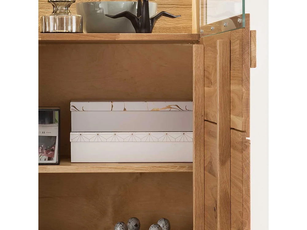 Massive Wohnzimmer Vitrine aus Wildeiche und Eiche LED Beleuchtung