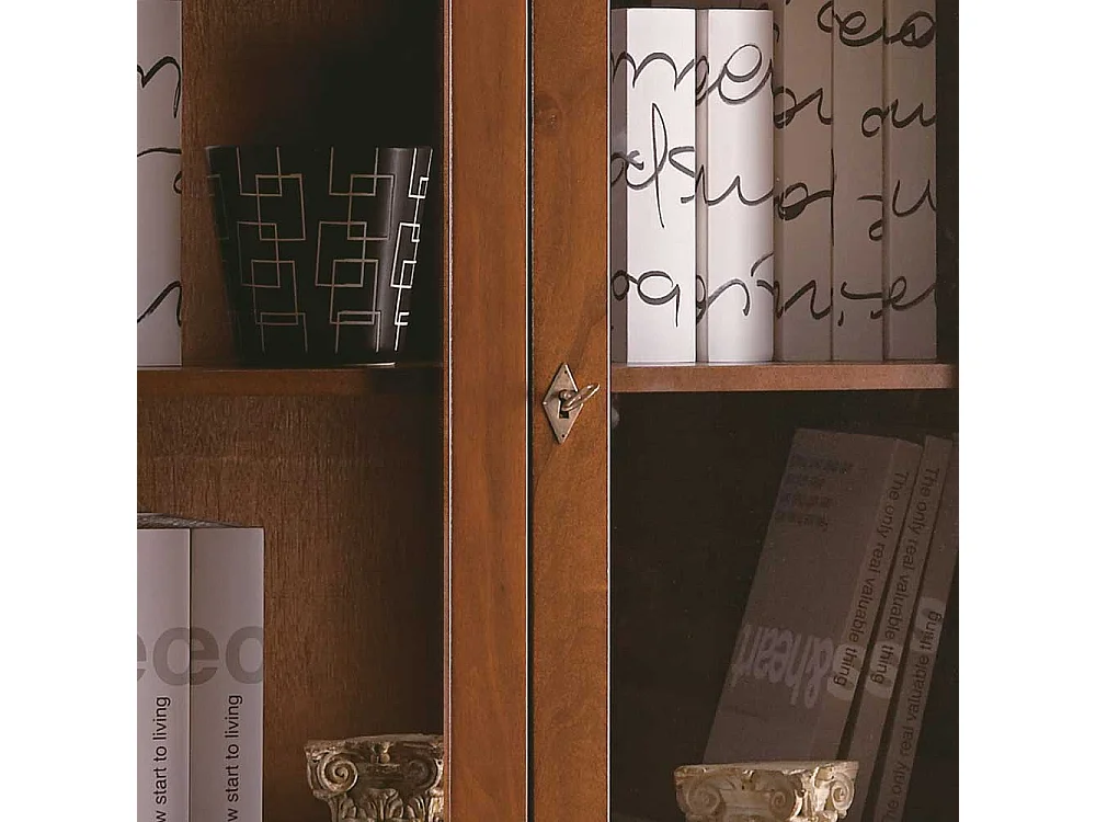 Klassische Vitrine Stilmöbel in Nussbaumfarben zwei Schubladen und Glastüren