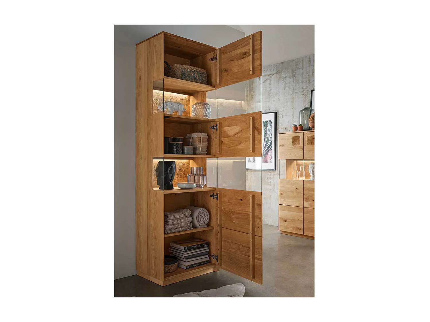 Esszimmer Vitrine Wildeiche geölt modernem Design