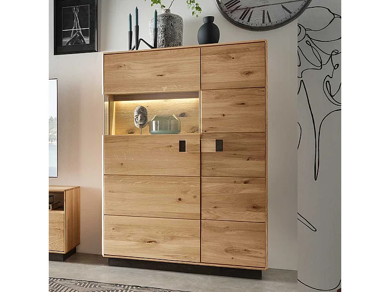 Moderne Vitrine aus Wildeiche und Eiche Massivholz 2 Türen