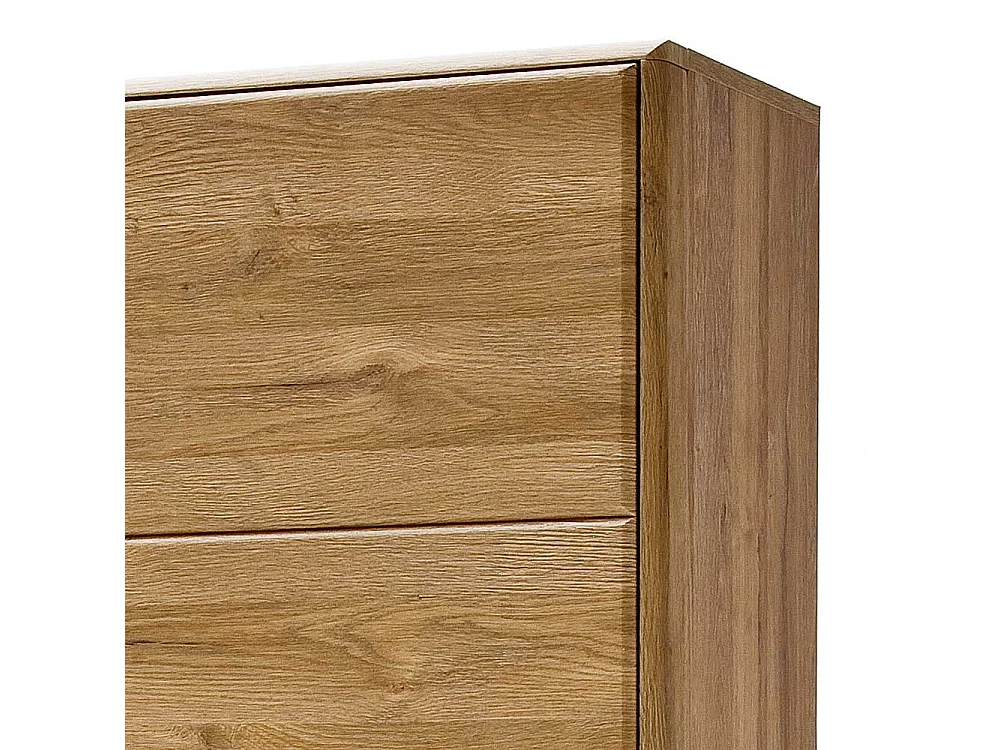 Vitrinenschrank in Wildeichefarben Landhaus Design