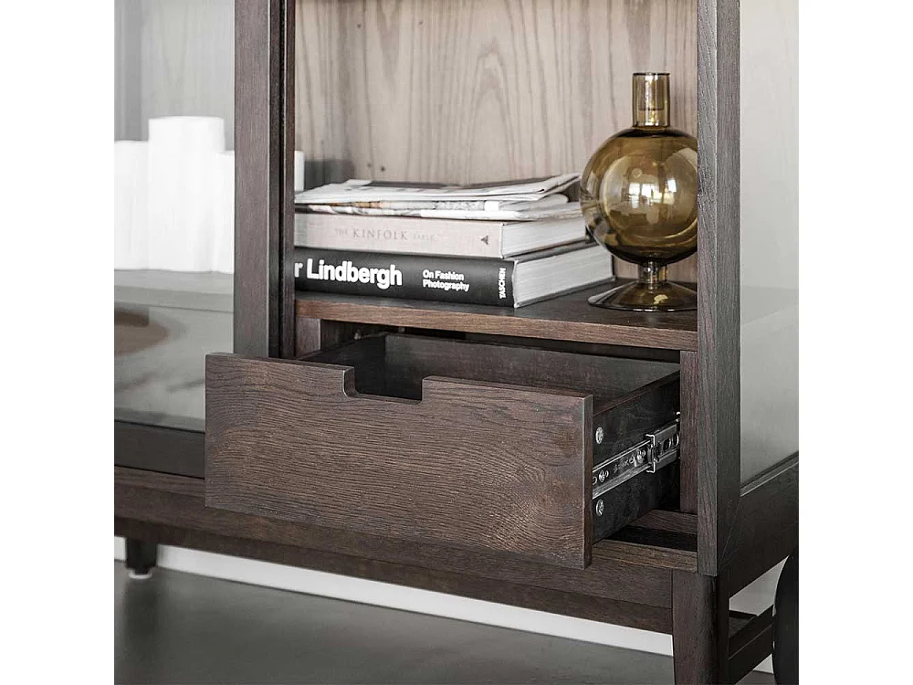 Wohnzimmer Vitrinenschrank in Eiche Dunkelbraun zwei Schubladen und zwei Glastüren