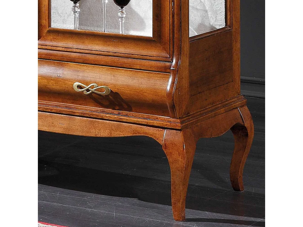 Standvitrine im italienischen Design 100 cm breit