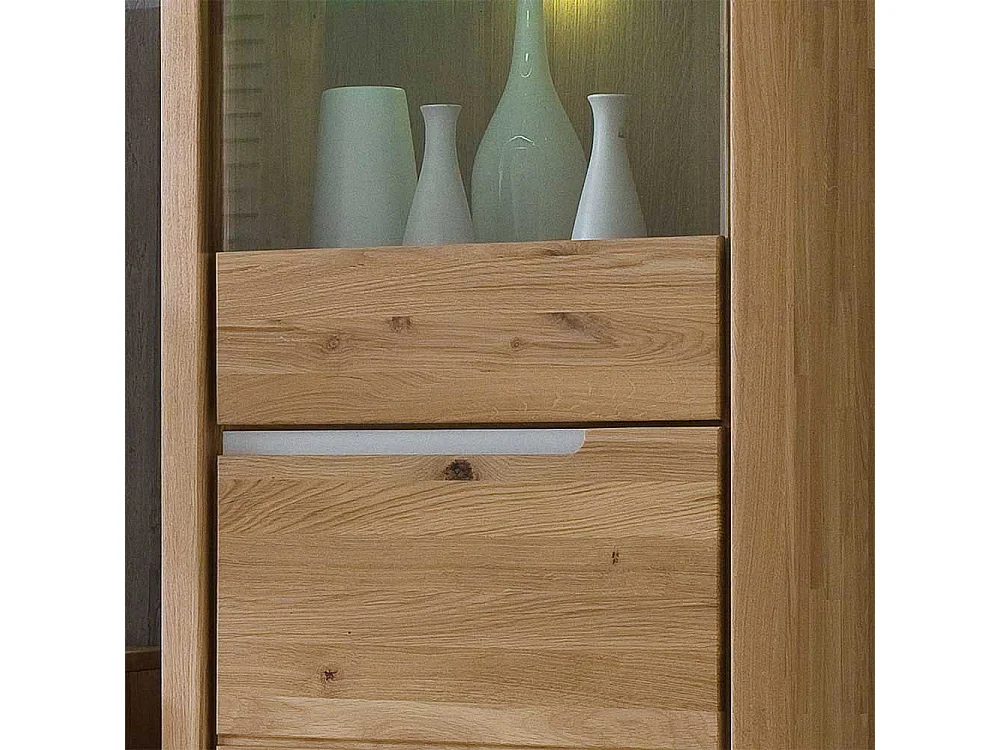 Wohnzimmervitrine aus Wildeiche Massivholz Bianco geölt