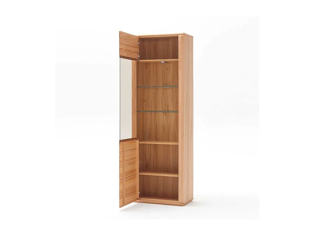 Standvitrine in Kernbuchefarben mit weißer Beleuchtung