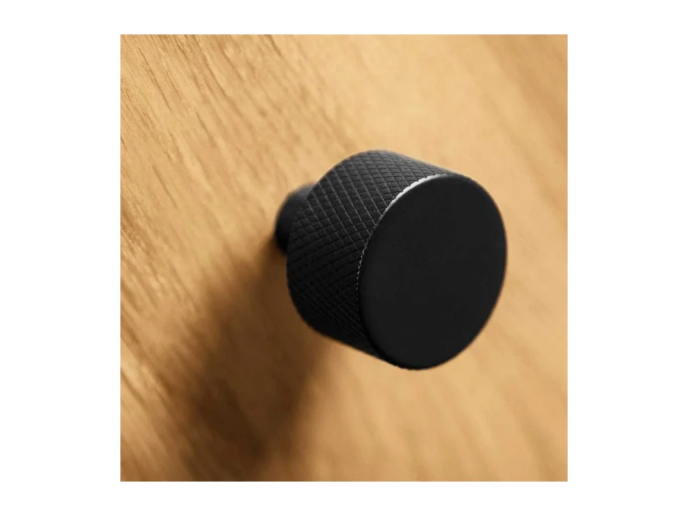 Esszimmervitrine aus Wildeiche Massivholz 100 cm breit