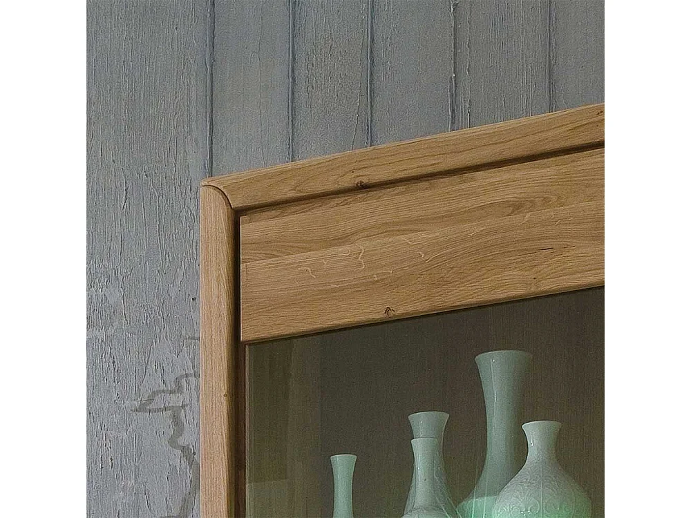 Wohnzimmervitrine aus Wildeiche Massivholz Bianco geölt