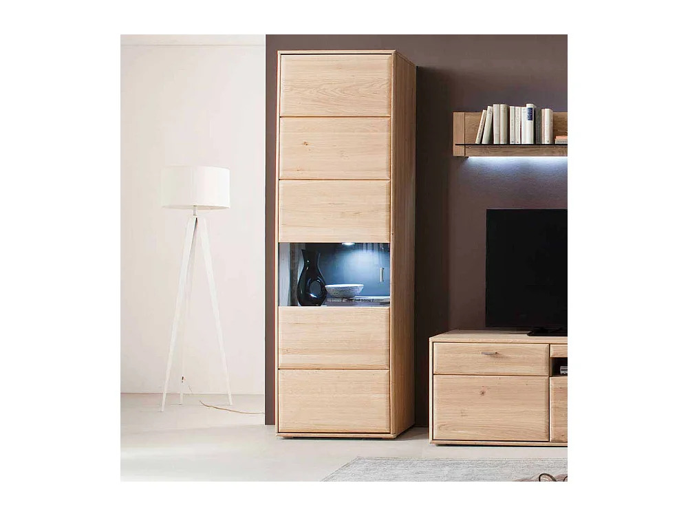 Wohnzimmervitrine aus Eiche hell geölt LED Beleuchtung