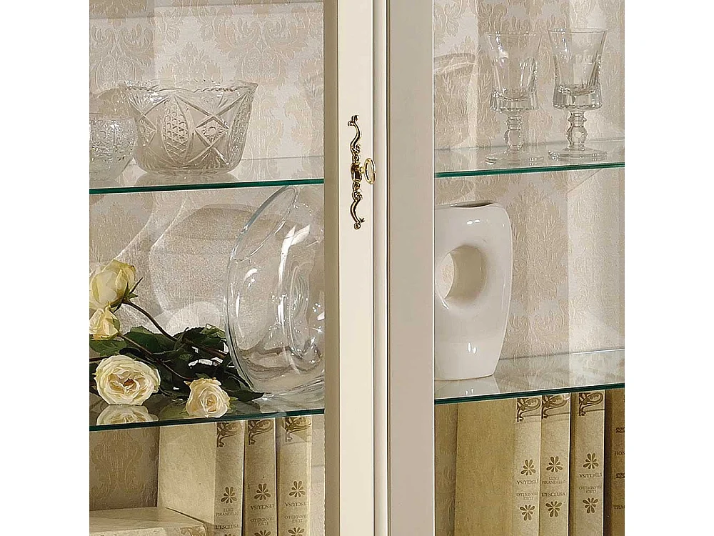 Esszimmervitrine im Barockstil Weiß und Goldfarben verziert