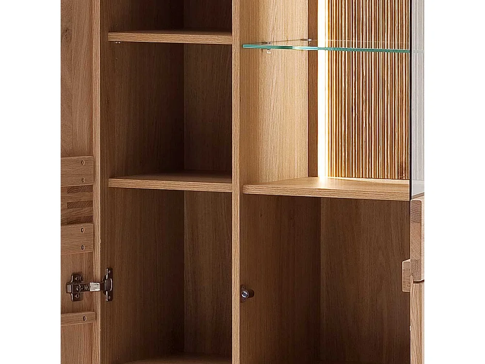 Standvitrine in Balkeneiche Bianco furniert 75 cm breit