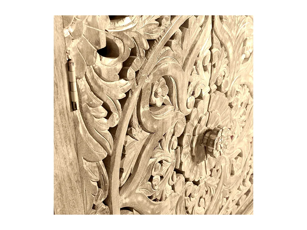 Standvitrine aus Mangoholz Sandfarben massiv Vintage Design