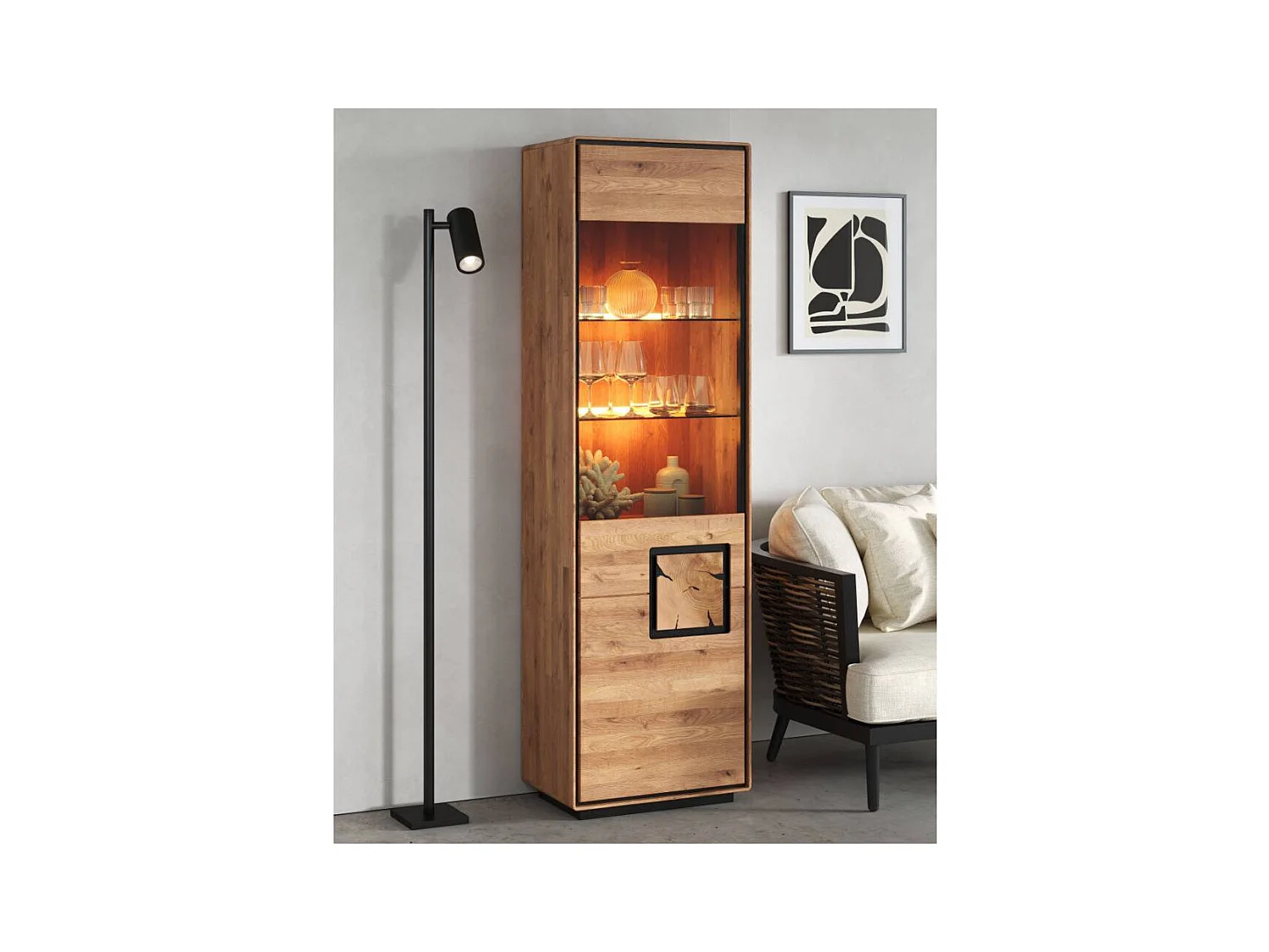 Standvitrine Esszimmervitrine mit Hirnholz Applikation aus Wildeiche Massivholz