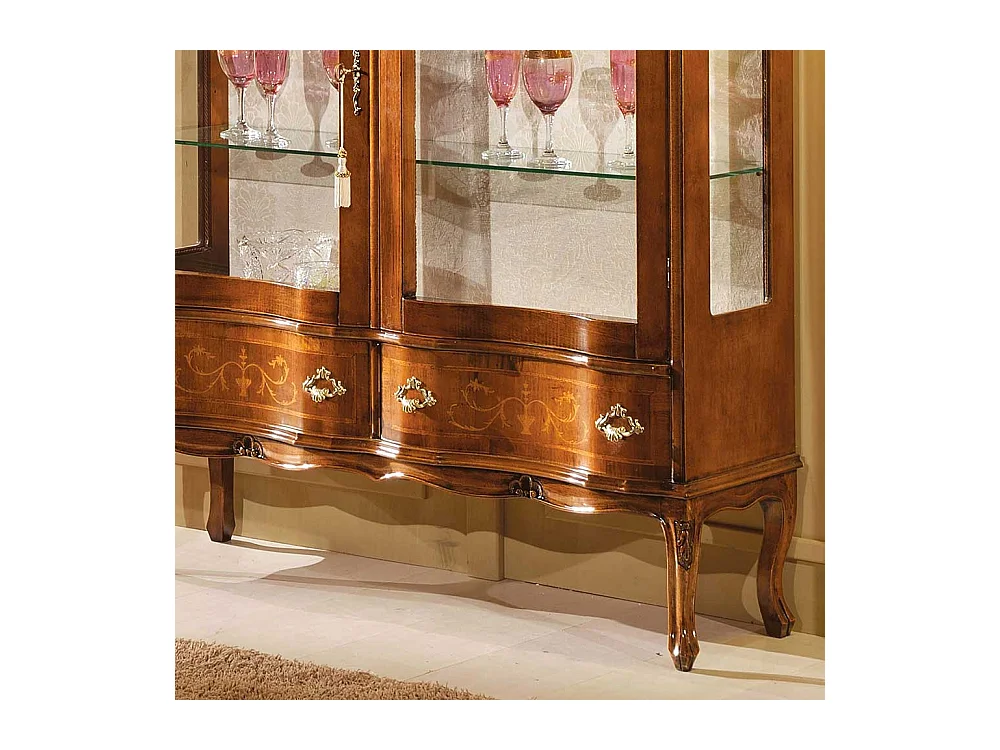 Standvitrine mit Nussbaum furniert Barock Design